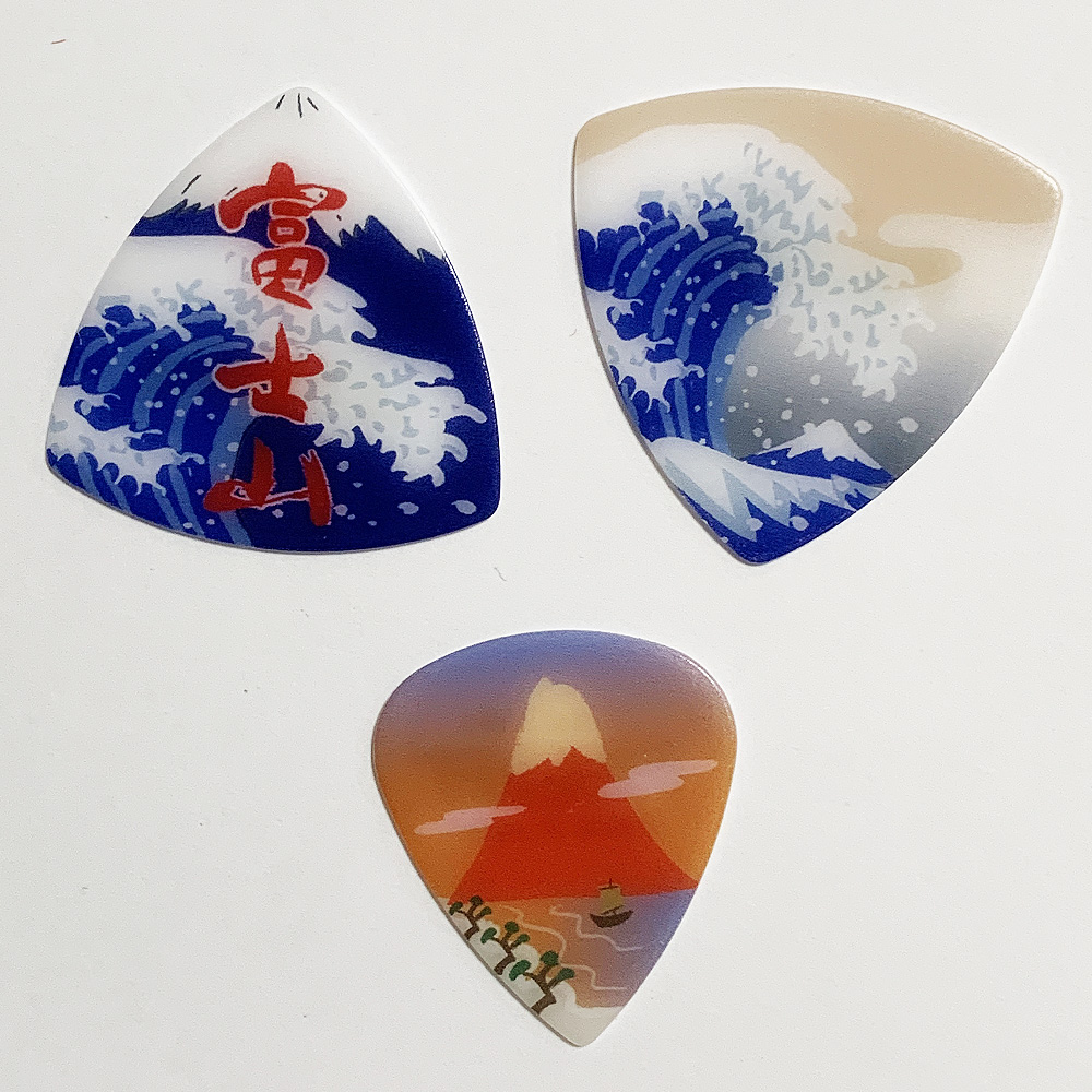 日本のギターピック・ギフトパック3枚入(全8種) 富士山三景